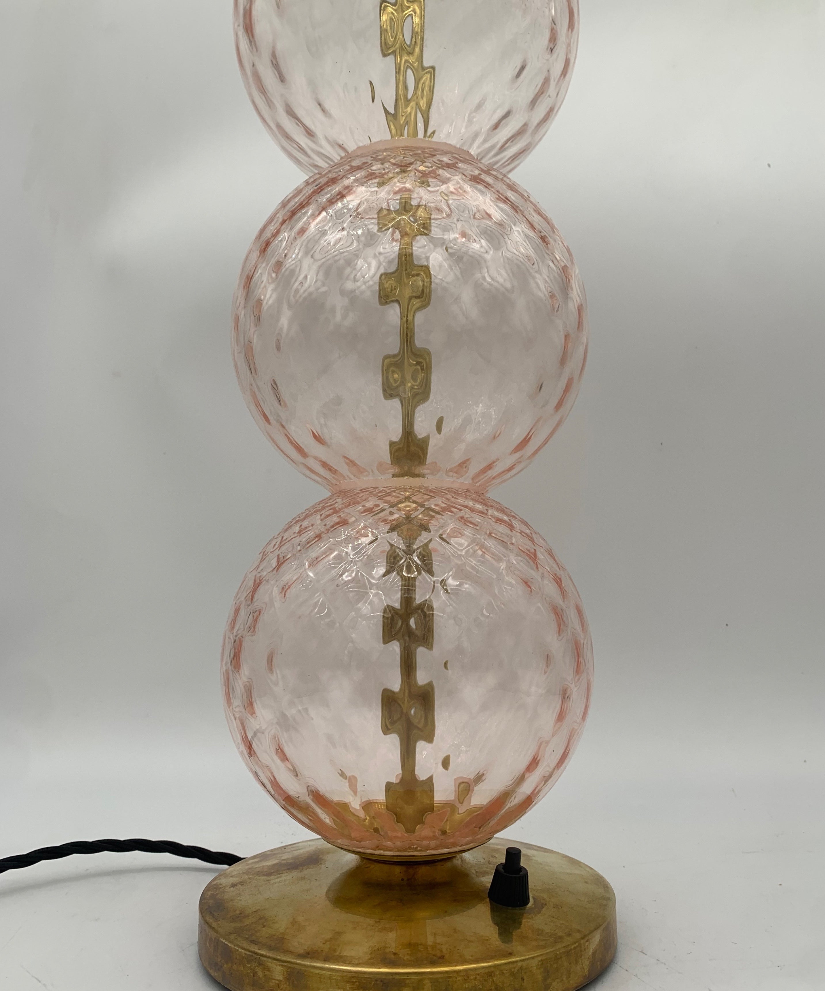 Set_of_2_Vintage_Table_Lamps_in_Pink-Tinted_Textured_Glass_and_Brass,_Italy