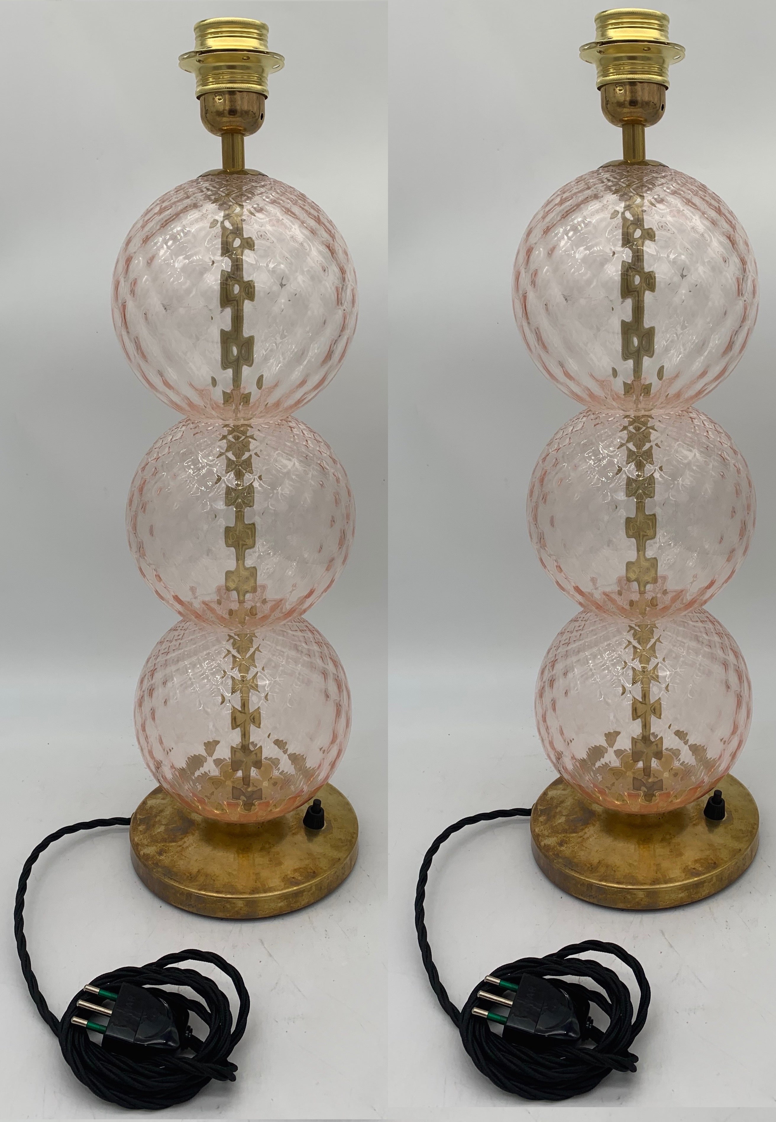 Set_of_2_Vintage_Table_Lamps_in_Pink-Tinted_Textured_Glass_and_Brass,_Italy