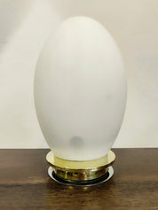 Lampada_Egg_in_vetro_di_Murano_opalino_di_Manifattura_Di_Murano,_1960