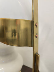 Lampada_in_ottone_e_vetro_opalino_di_Vecchia_Marina,_1950