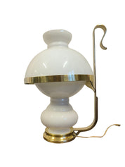 Lampada_in_ottone_e_vetro_opalino_di_Vecchia_Marina,_1950