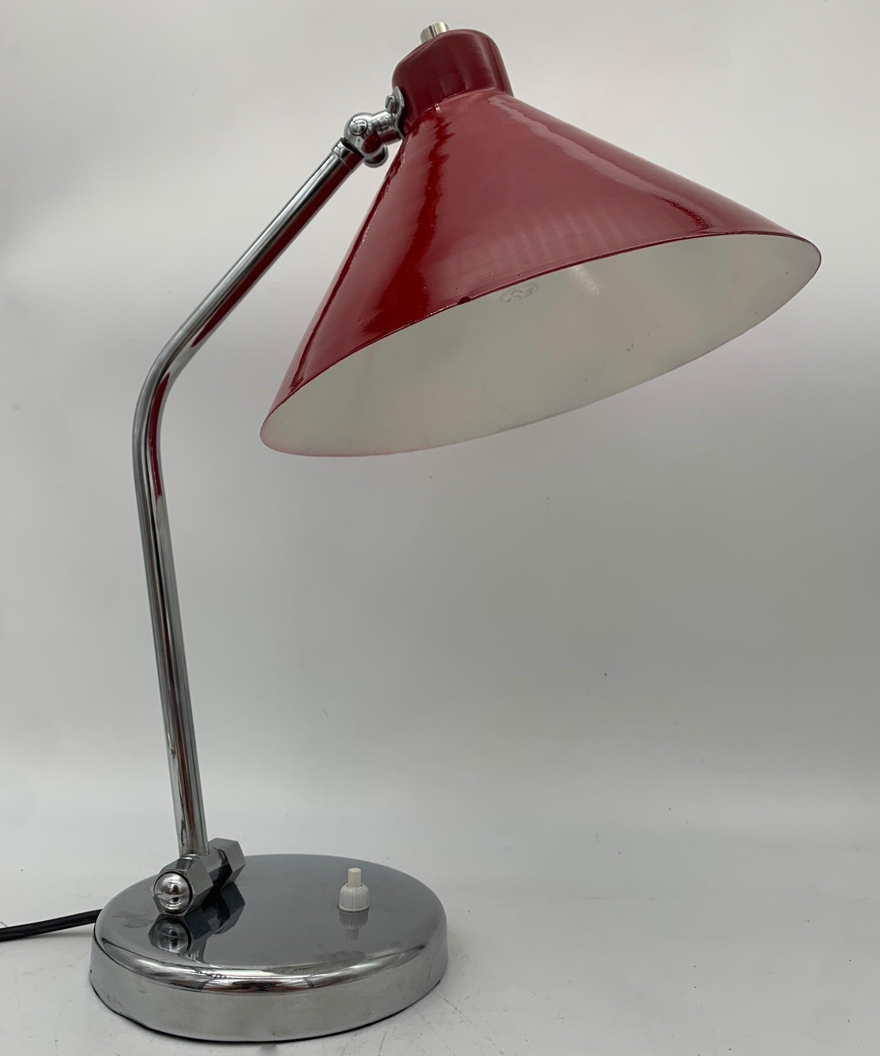 Table_Lamp_Attributed_to_Gaetano_Sciolari,_Chrome,_Italy,_circa_1960