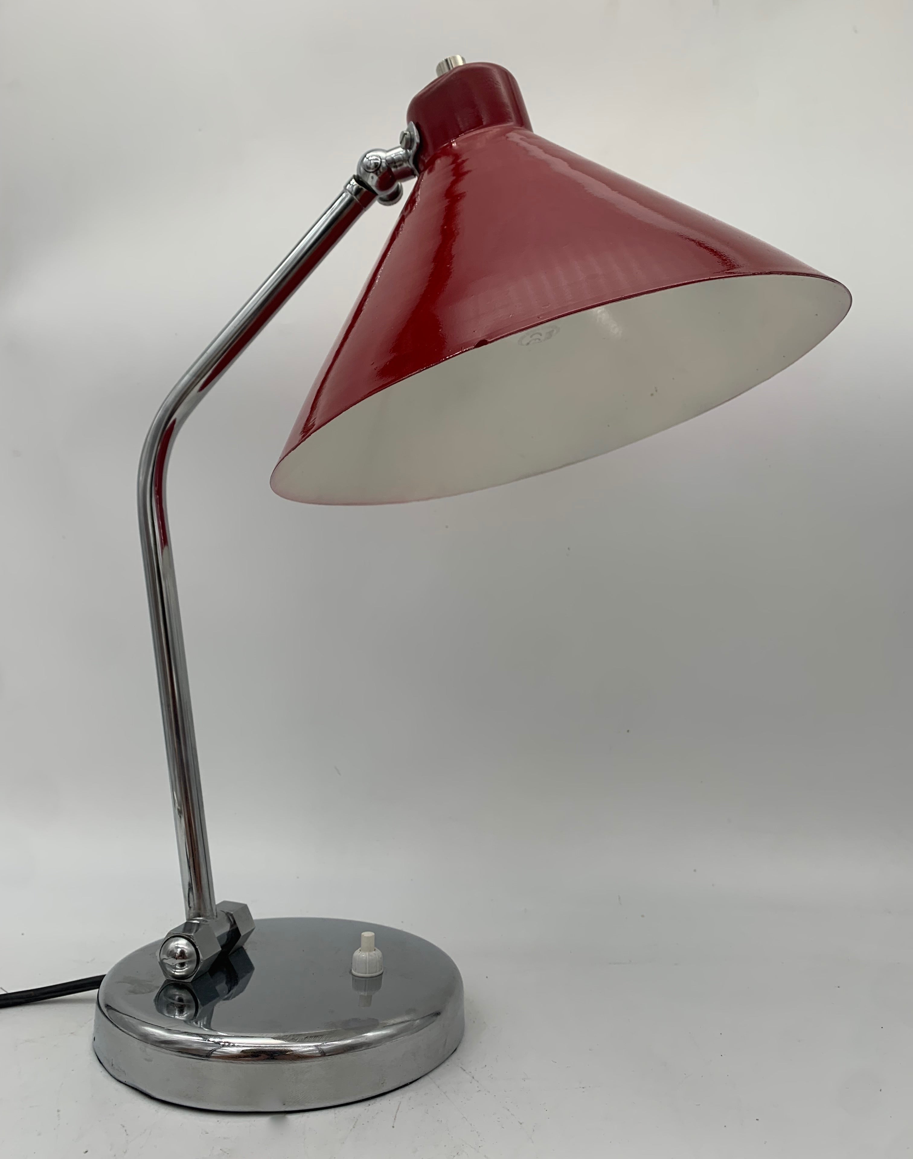 Table_Lamp_Attributed_to_Gaetano_Sciolari,_Chrome,_Italy,_circa_1960