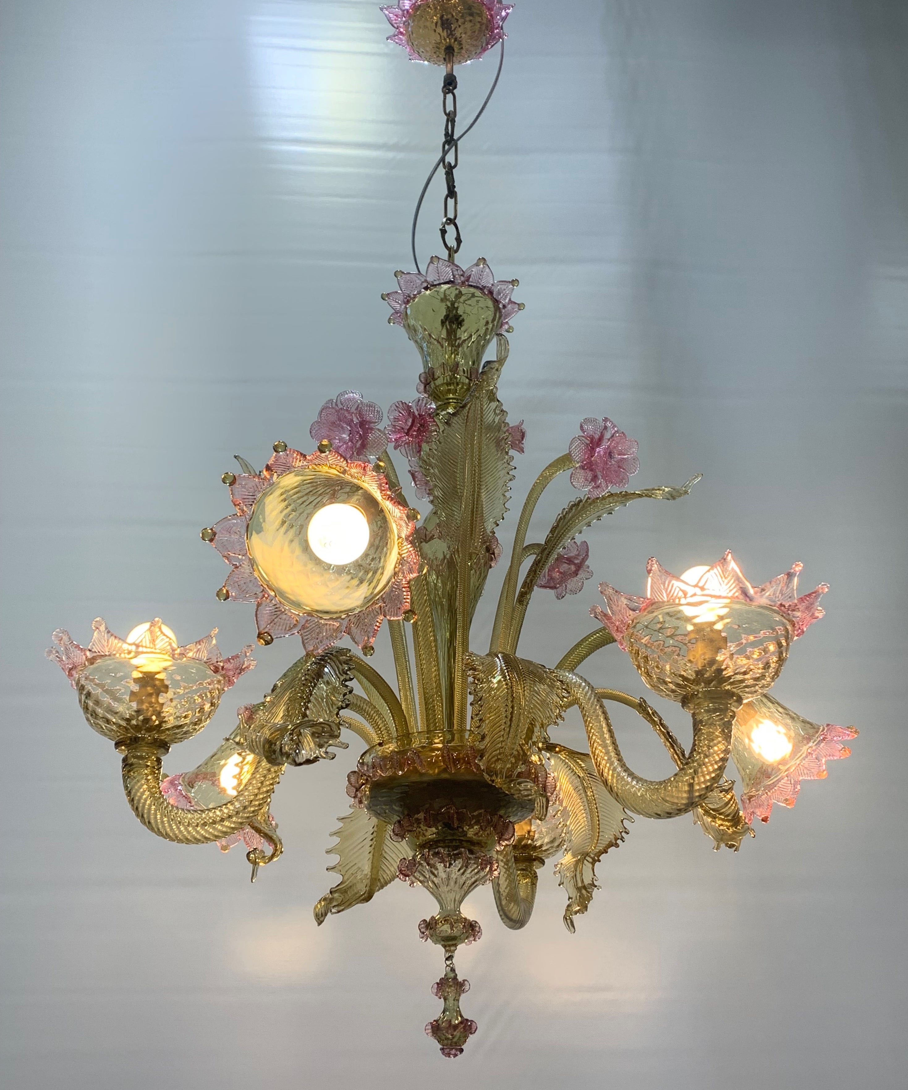 Cesare_Toso_Attributed_Murano_Glass_6_Light_Floral_Chandelier,_Italy