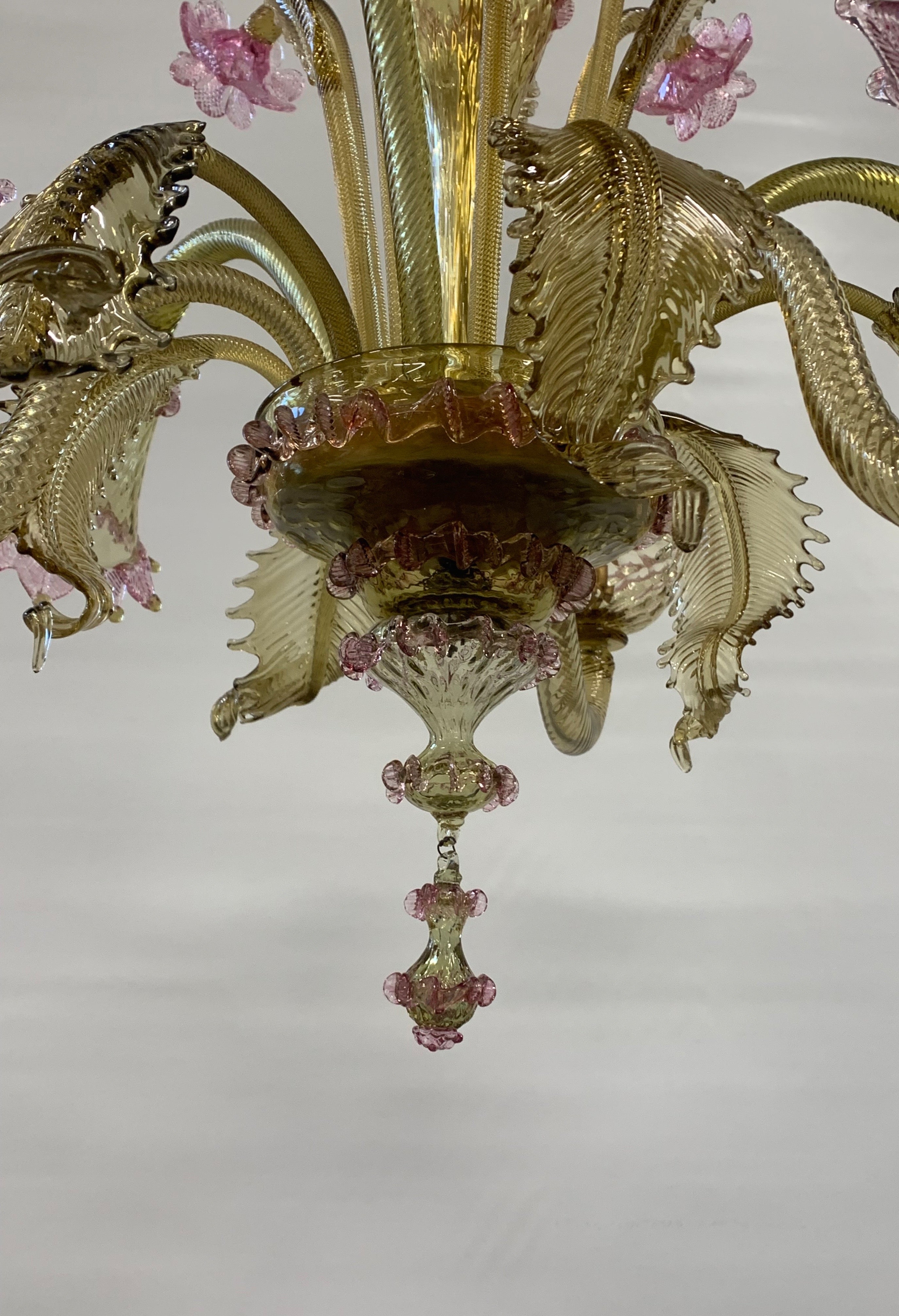 Cesare_Toso_Attributed_Murano_Glass_6_Light_Floral_Chandelier,_Italy