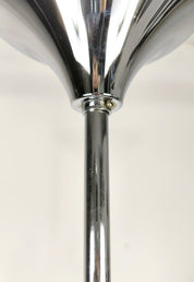 Lampadario_tubolare_attribuito_a_Mazzega_1960_Italia