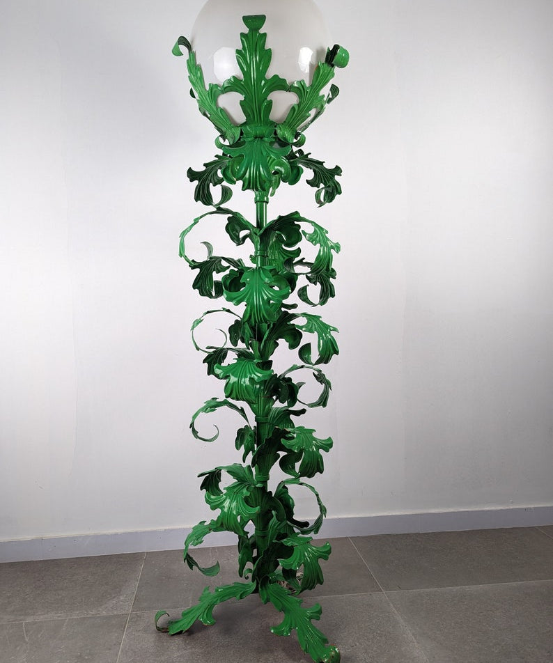 Large_acanthus_leaf_metal_floor_lamp,_1950s