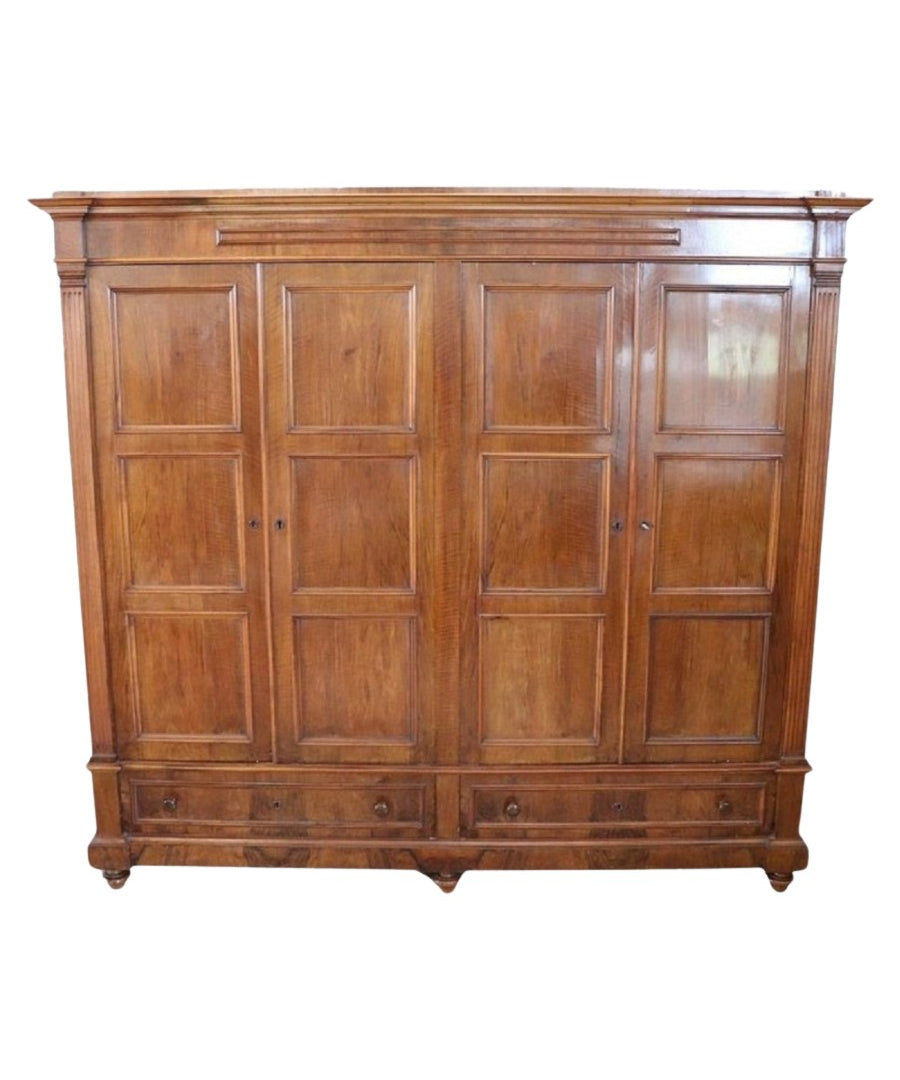 Large_Antique_Wardrobe_in_Walnut_from_Late_19th_Century