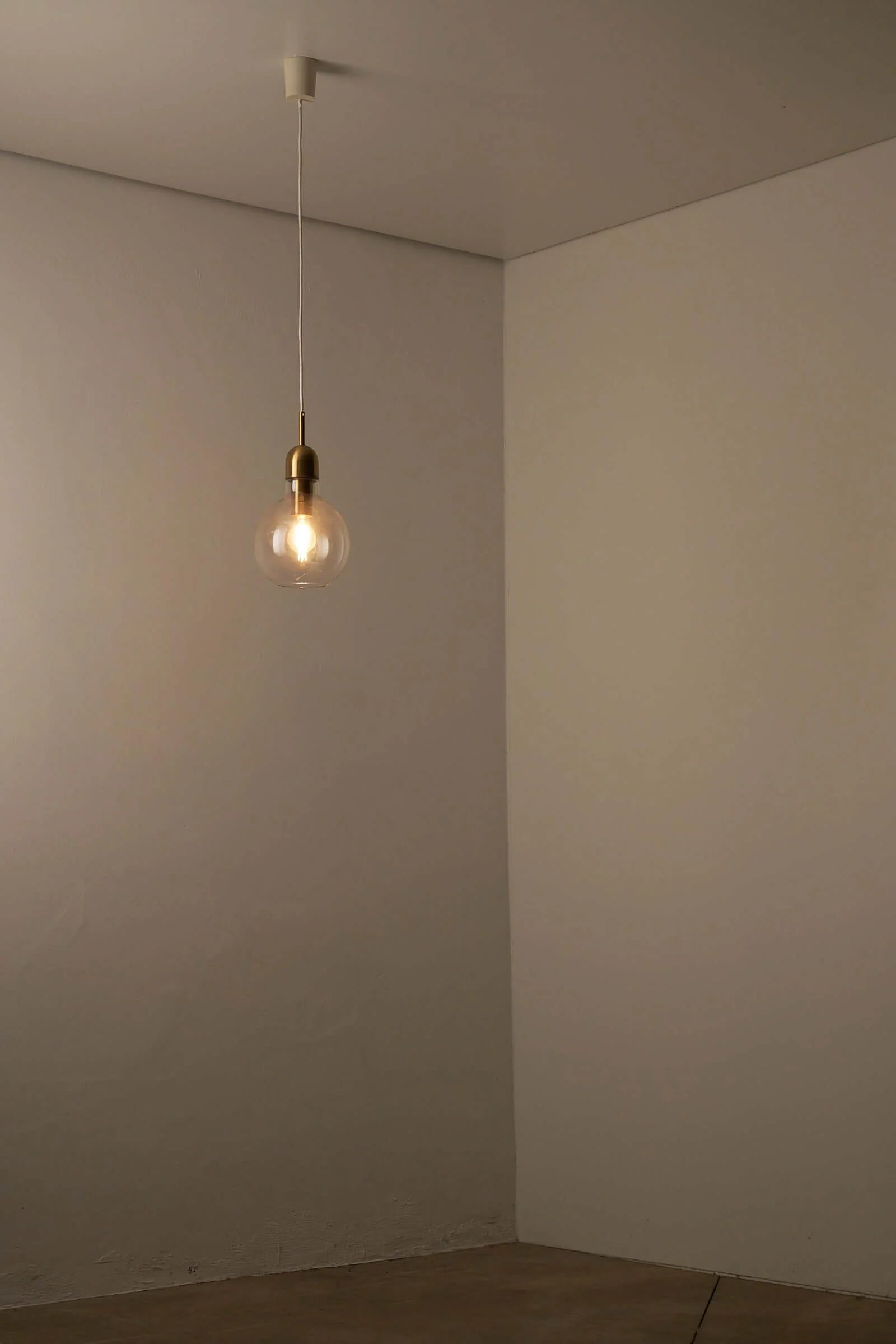 Large_Clear_Glass_Pendant,_Cosack,_Brass,_1970,_Germany