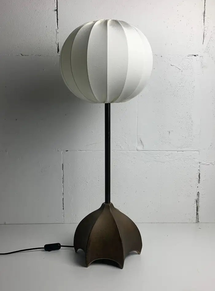 Large_Bronze_Brutalist_Table_Lamp_by_Jan_des_Bouvrie_for_Qasar,_1990s,_Netherlands