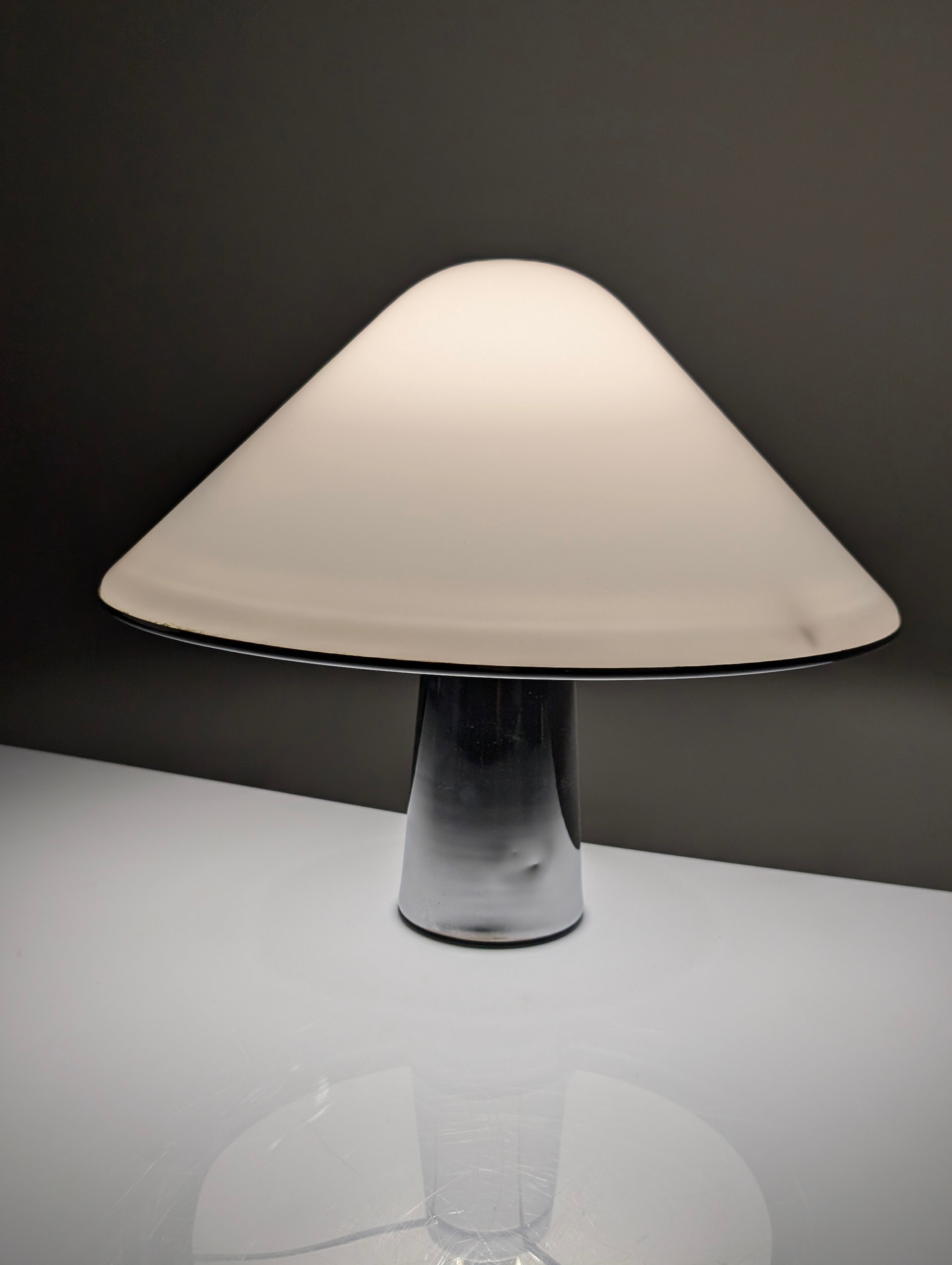 Large_Elpis_Table_Lamp_by_Harvey_Guzzini,_Chrome_and_Acrylic,_Italy,_1968