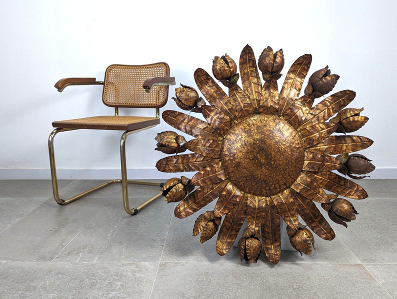 Large_gilt_floral_sun_lamp_1950s