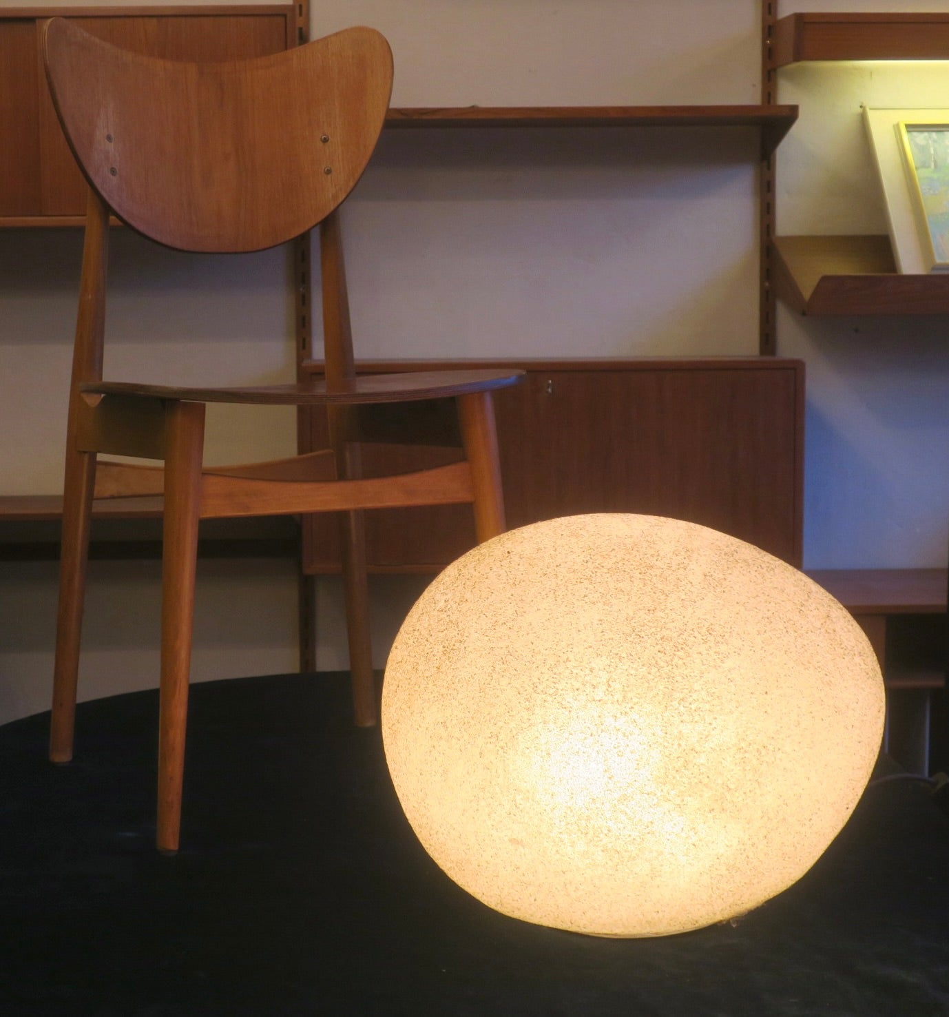 André_Cazenave_Moon_Rock_Fiberglass_Lamp,_Italy_1960s