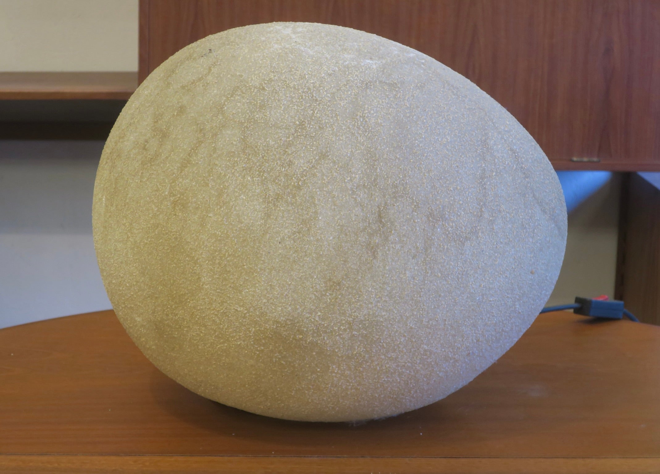 André_Cazenave_Moon_Rock_Fiberglass_Lamp,_Italy_1960s