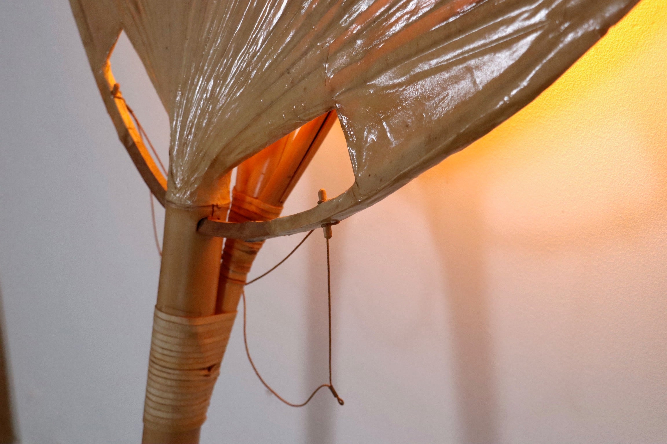 Large_Uchiwa_Floor_lamp_by_Ingo_Maurer_for_M_Design,_Germany_1977