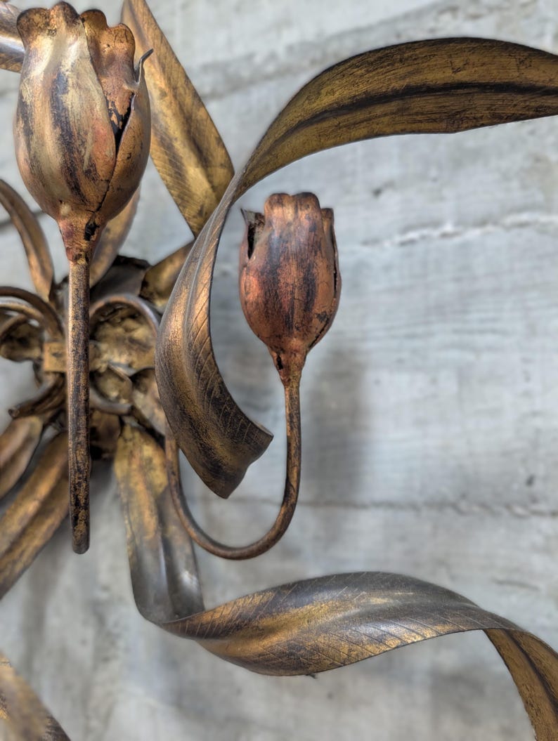 Large_Vintage_1960s_Tulip_Gold_Wall_Sconce