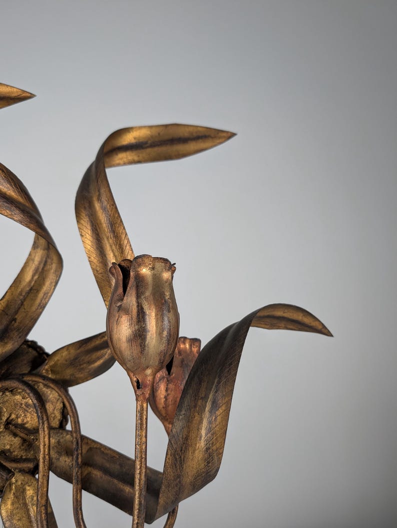Large_Vintage_1960s_Tulip_Gold_Wall_Sconce