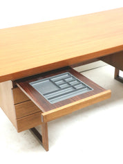 Vintage_Executive_Desk,_1970s,_Europe