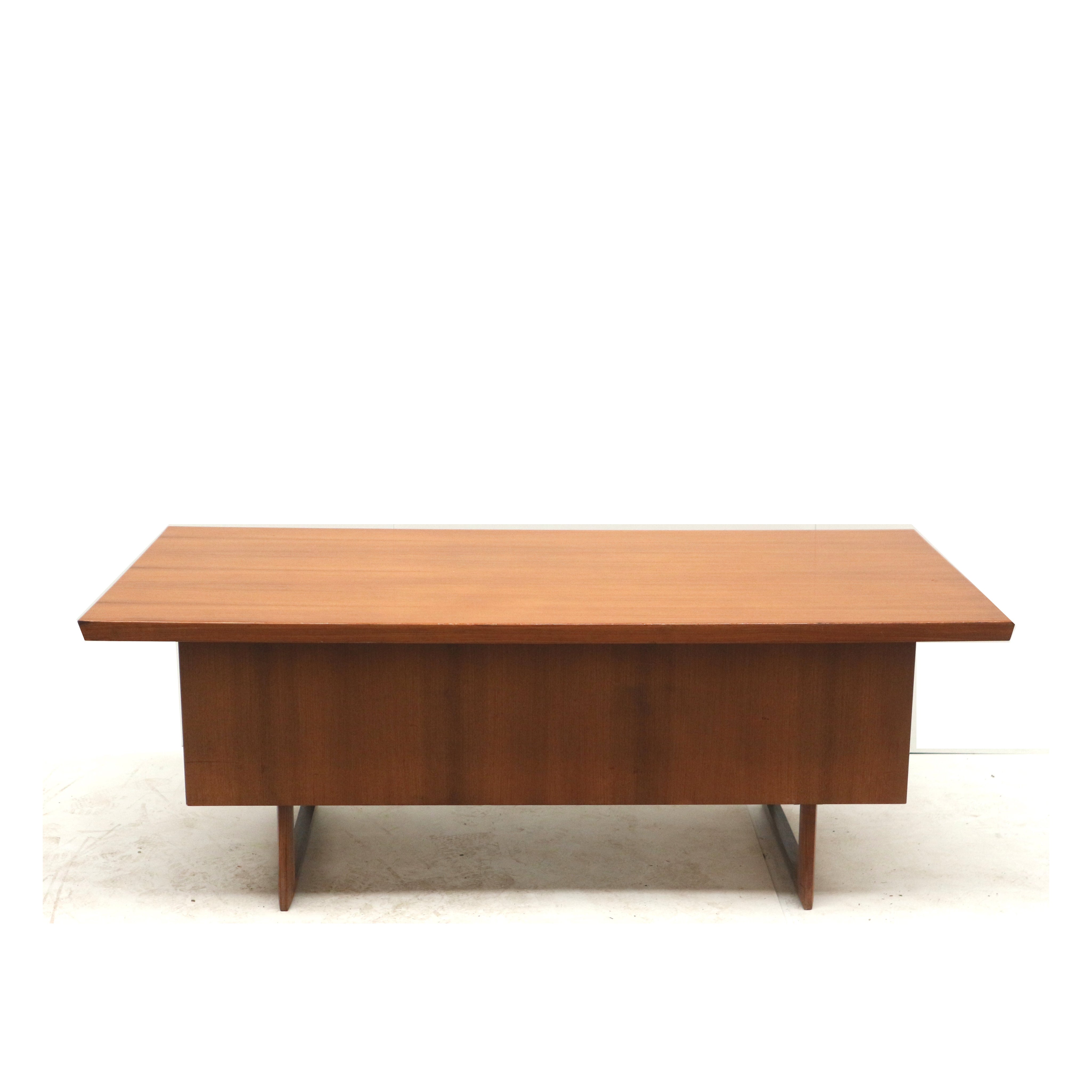 Vintage_Executive_Desk,_1970s,_Europe
