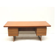 Vintage_Executive_Desk,_1970s,_Europe