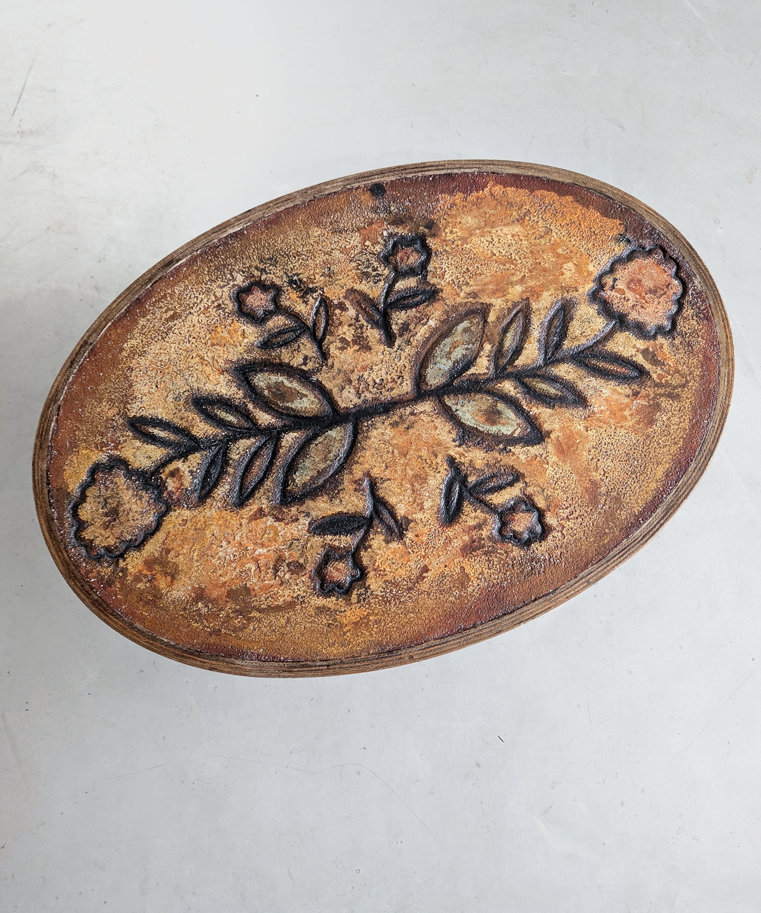 Lavastone_Coffee_Table_from_1960s