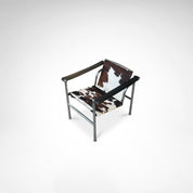 Le_Corbusier_LC1_Pony_Skin_Armchair_for_Cassina,_Italy_1980s