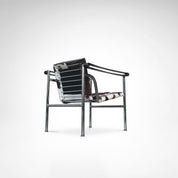 Le_Corbusier_LC1_Pony_Skin_Armchair_for_Cassina,_Italy_1980s