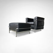 LC2_Armchair_and_Ottoman_Set_by_Le_Corbusier_for_Cassina,_1990s,_Italy