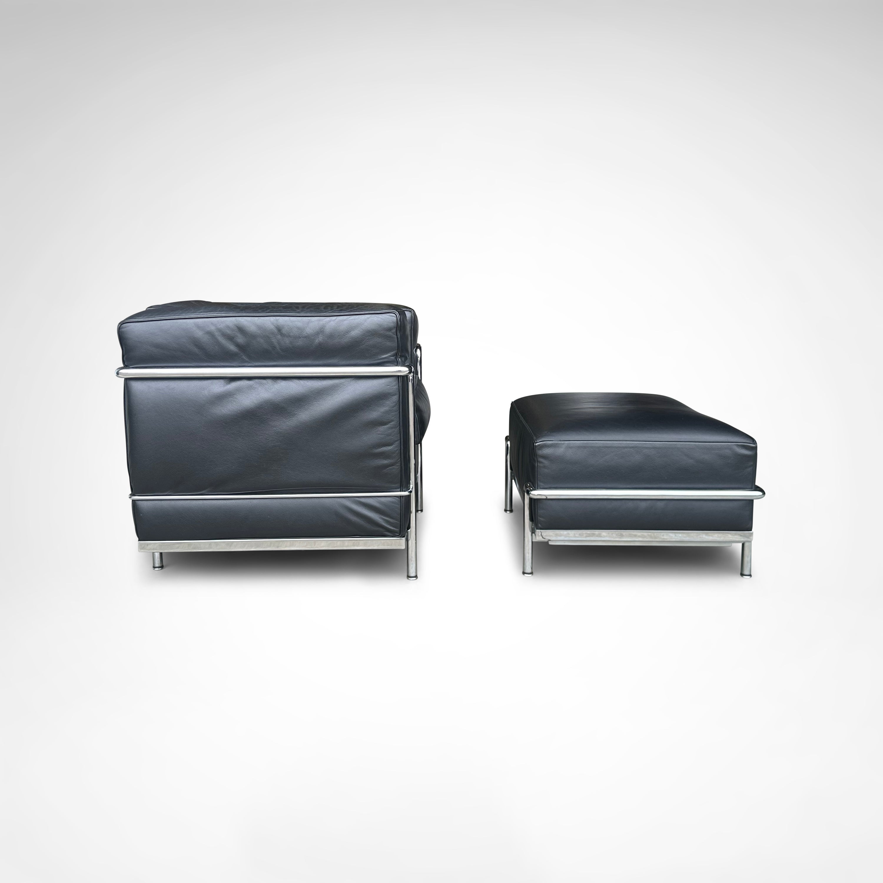 LC2_Armchair_and_Ottoman_Set_by_Le_Corbusier_for_Cassina,_1990s,_Italy