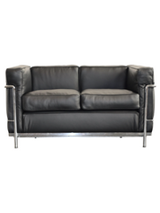 LC2_Sofa_by_Le_Corbusier,_Pierre_Jeanneret_&_Charlotte_Perriand_for_Cassina