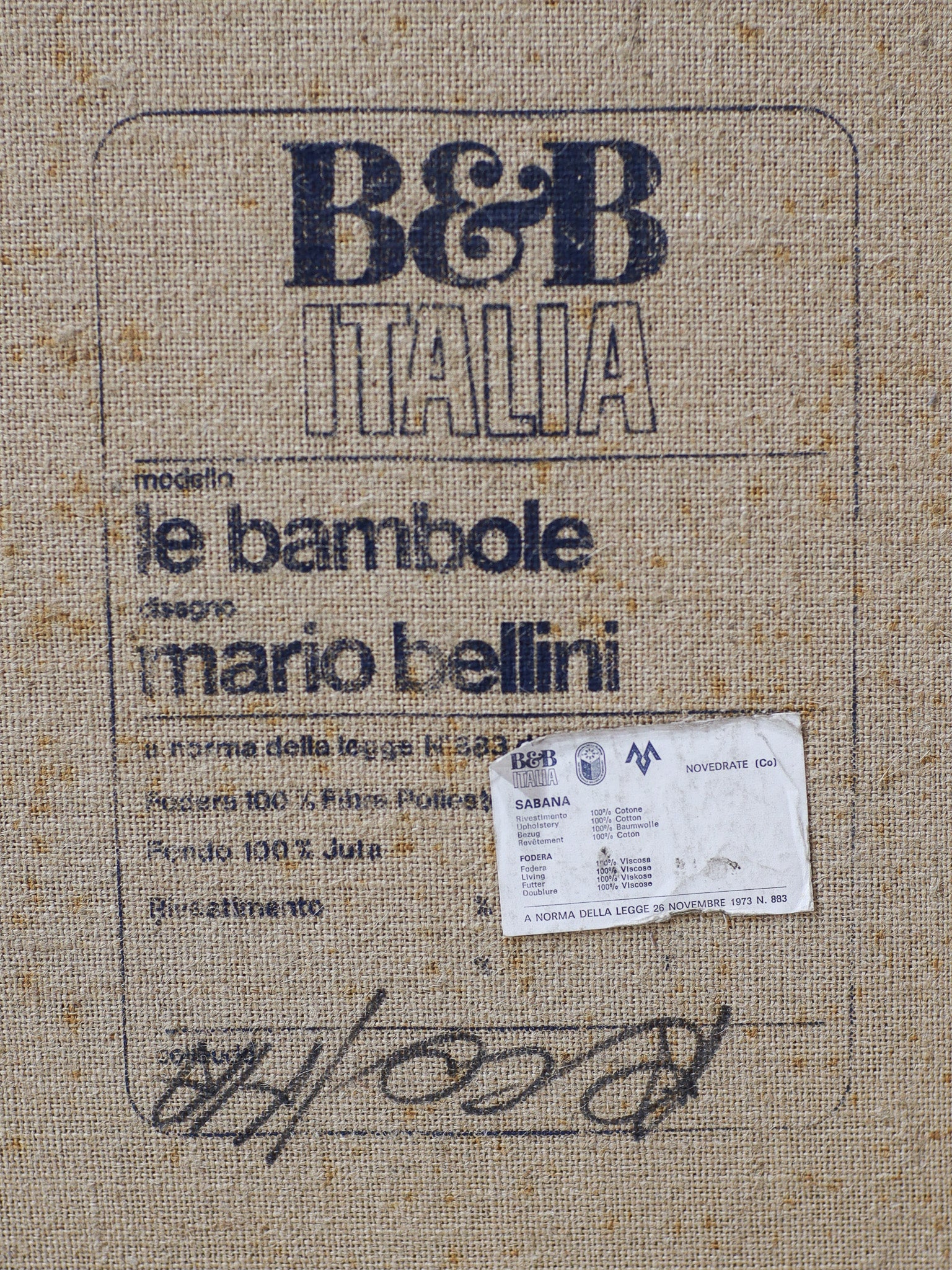 Le_Bambole_daybed_B&B_Italia_Mario_Bellini_Italy_1970s