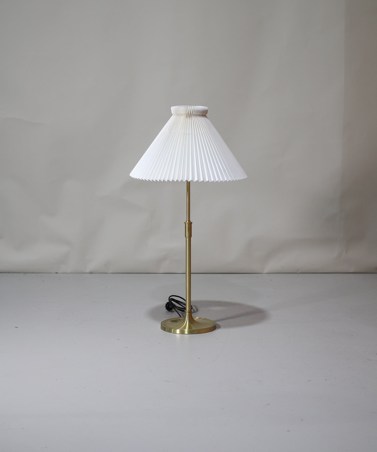 Le_Klint_328_table_lamp_Danish_vintage_brass_pleated_shade