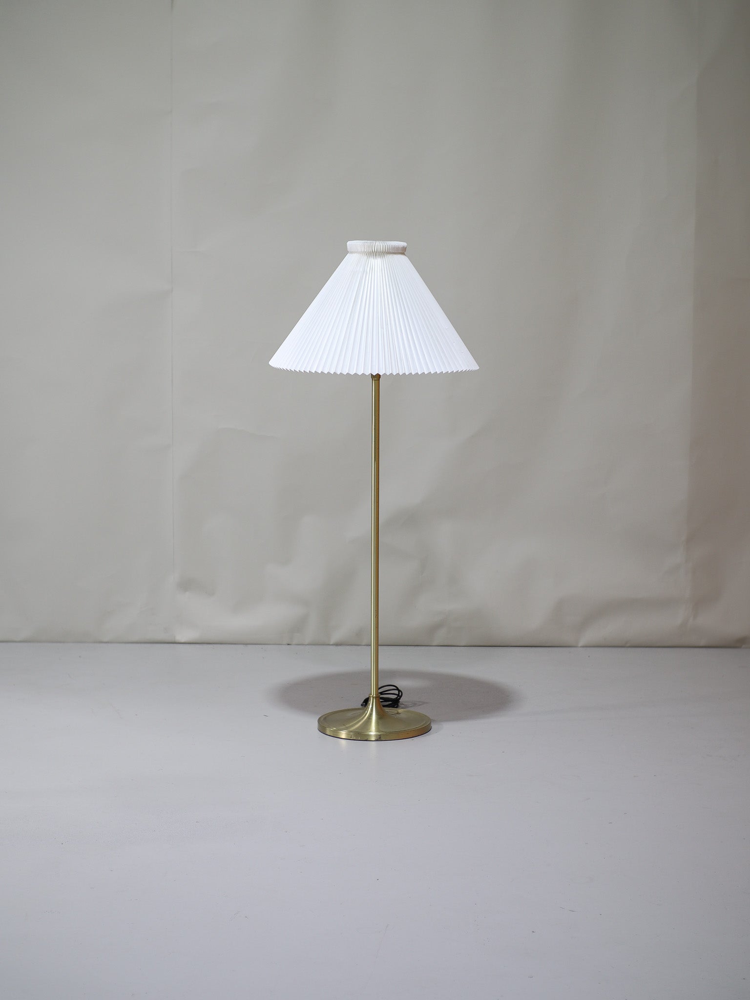 Le_Klint_339_floor_lamp_Danish_vintage_brass_pleated_shade