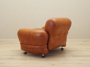 Leather_Armchair,_Italian_Design,_Natural_Leather,_1970s,_Italy