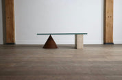 Lella_and_Massimo_Vignelli_Kono_coffee_table,_Italy_1979