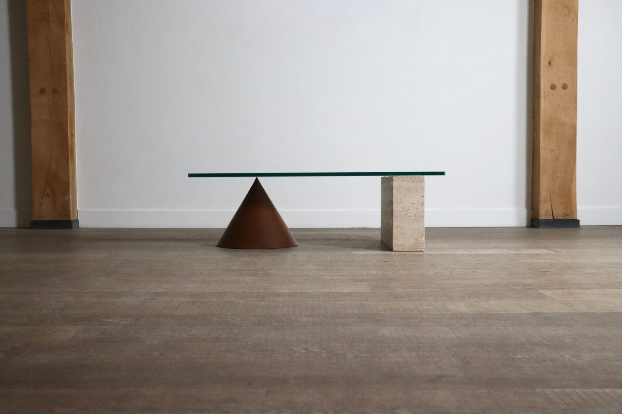 Lella_and_Massimo_Vignelli_Kono_coffee_table,_Italy_1979