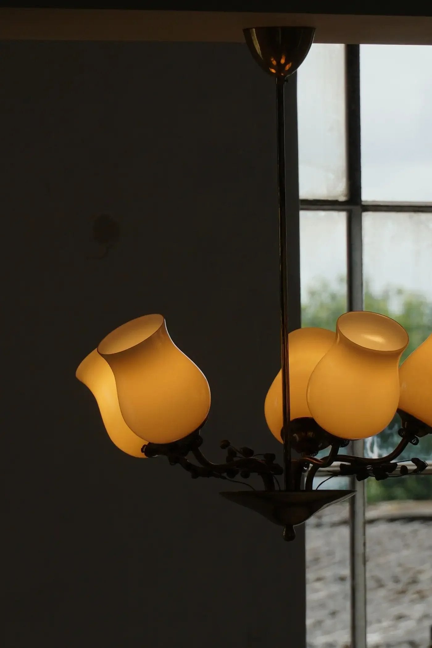 Lisa_Johansson-Pape_Brass_and_Glass_Chandelier_for_Stockmann,_Finland
