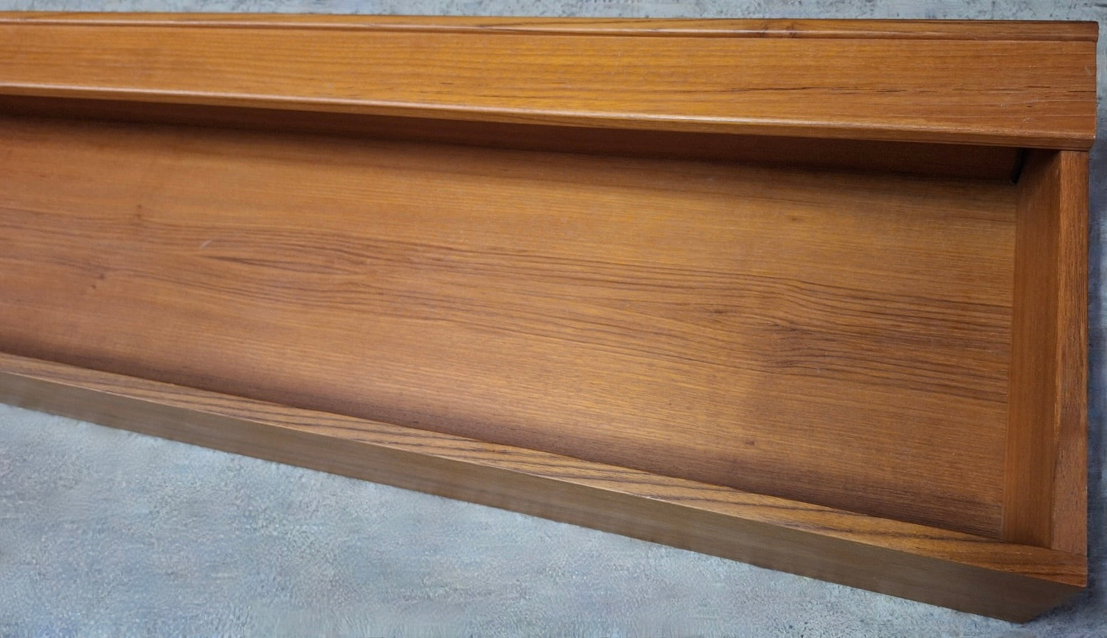 Extra-Long_Floating_Teak_Sideboard_with_Integrated_Lights,_Denmark,_1960s