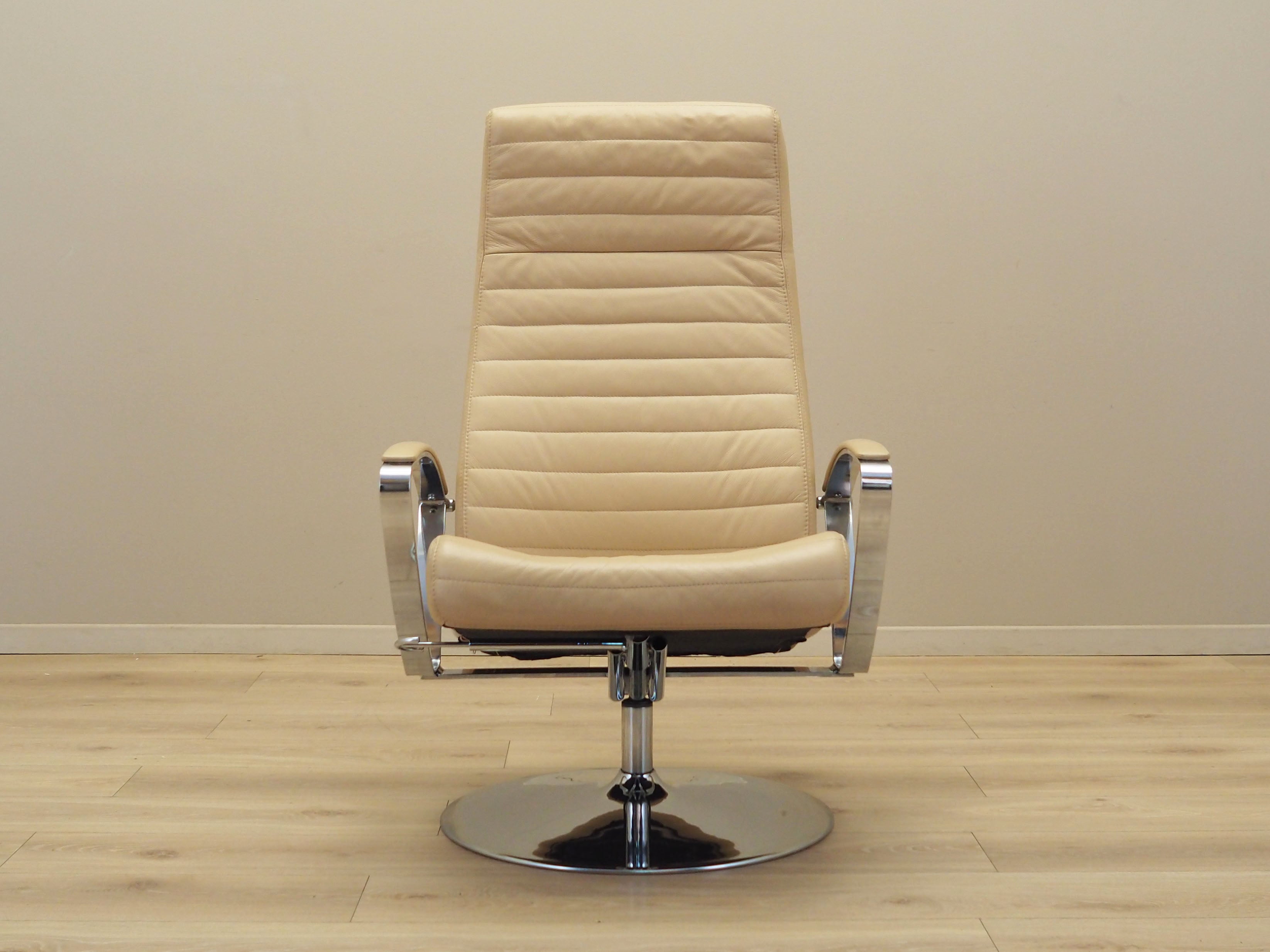 Lounge_Armchair,_BoConcept,_Leather,_1970s,_Denmark