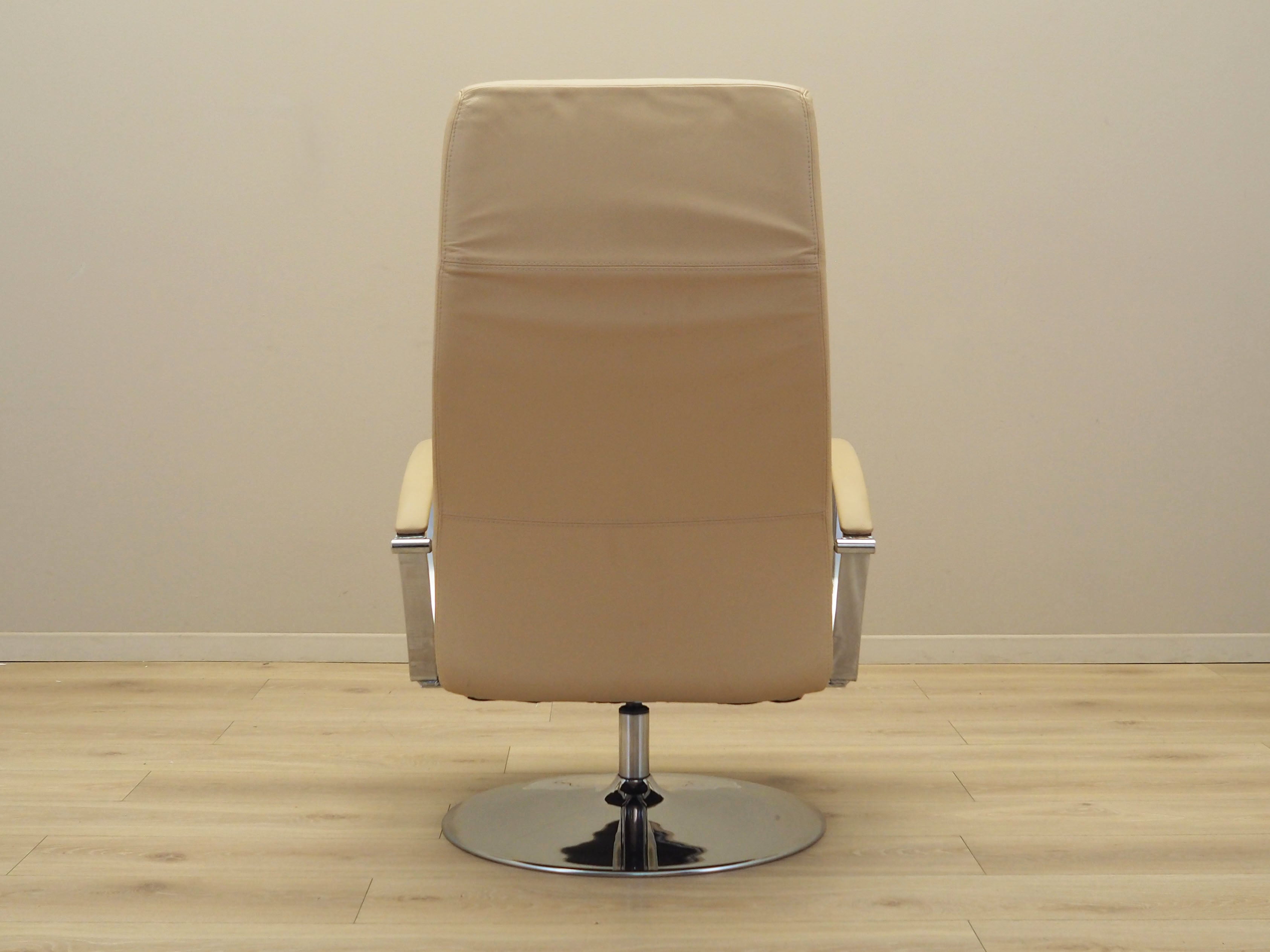 Lounge_Armchair,_BoConcept,_Leather,_1970s,_Denmark