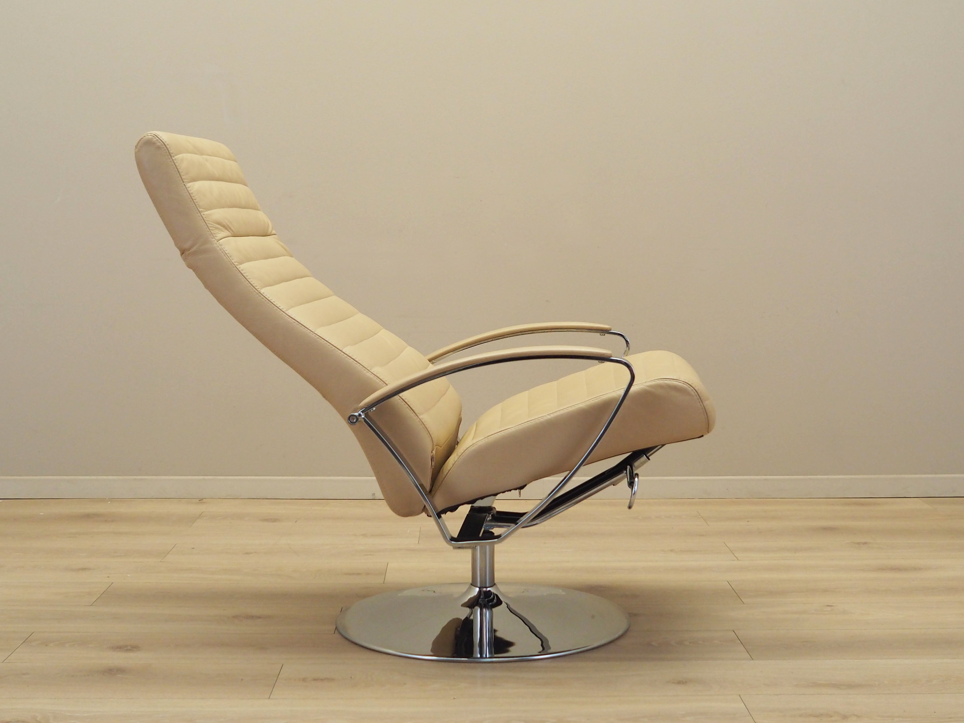 Lounge_Armchair,_BoConcept,_Leather,_1970s,_Denmark
