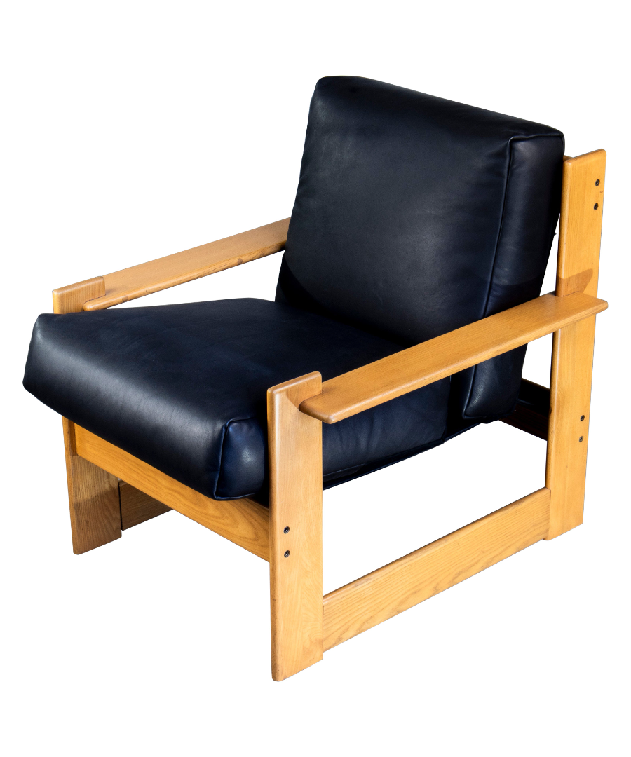 Lounge_Armchair,_Scarpa_Style,_Wood_And_Black_Leather,_1970s,_Italy
