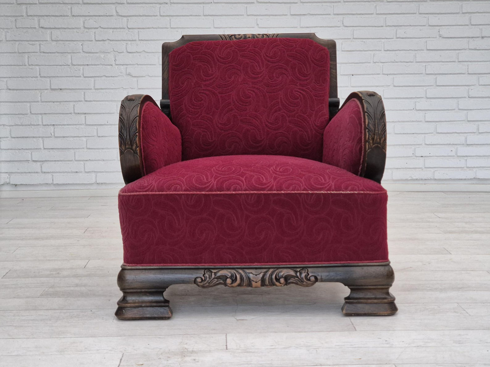 Lounge_Armchair,_Upholstery_&_Wood_Frame,_1950s_Denmark