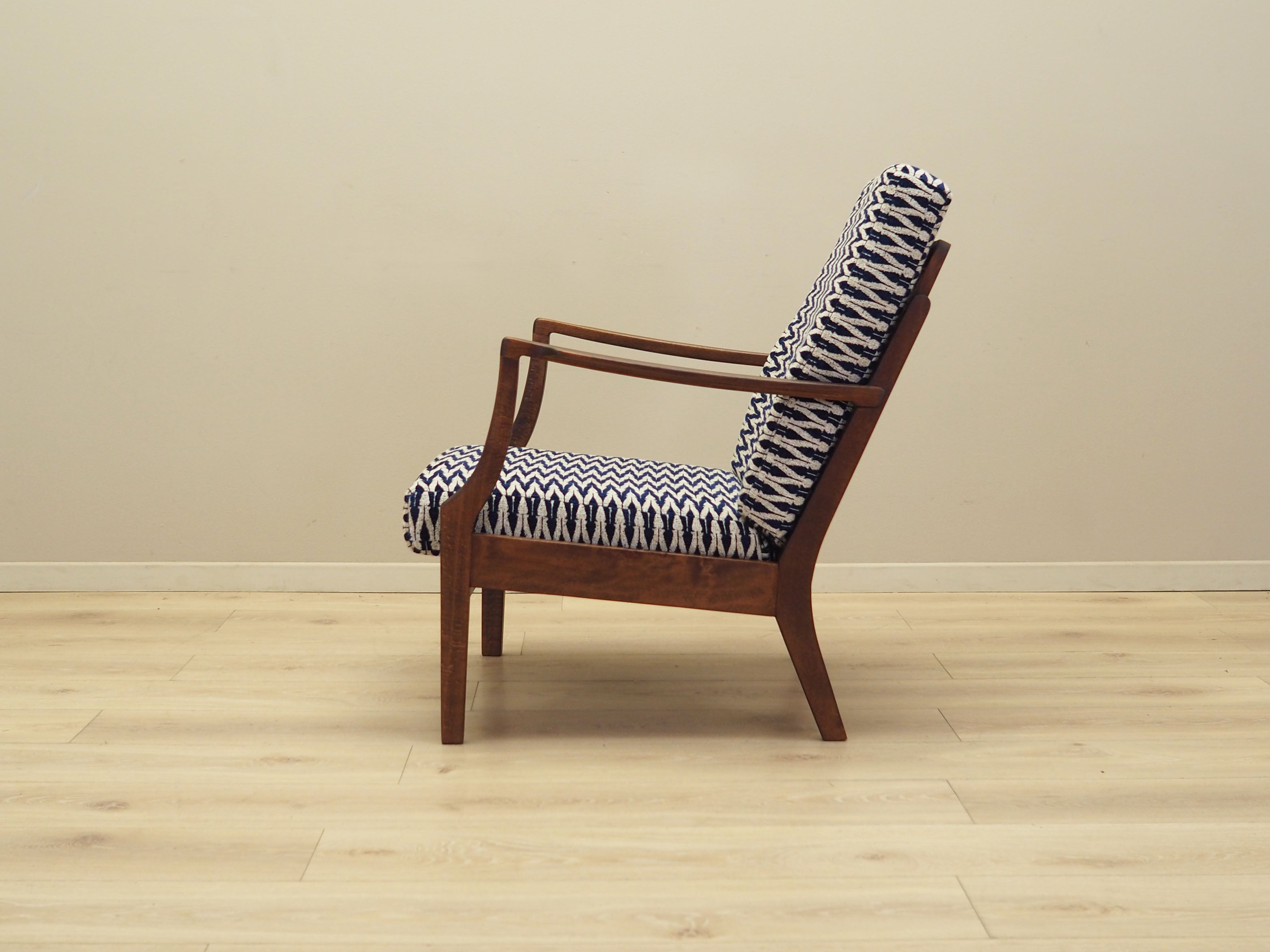 Lounge_Chair,_Beech_Wood,_1970s,_Denmark