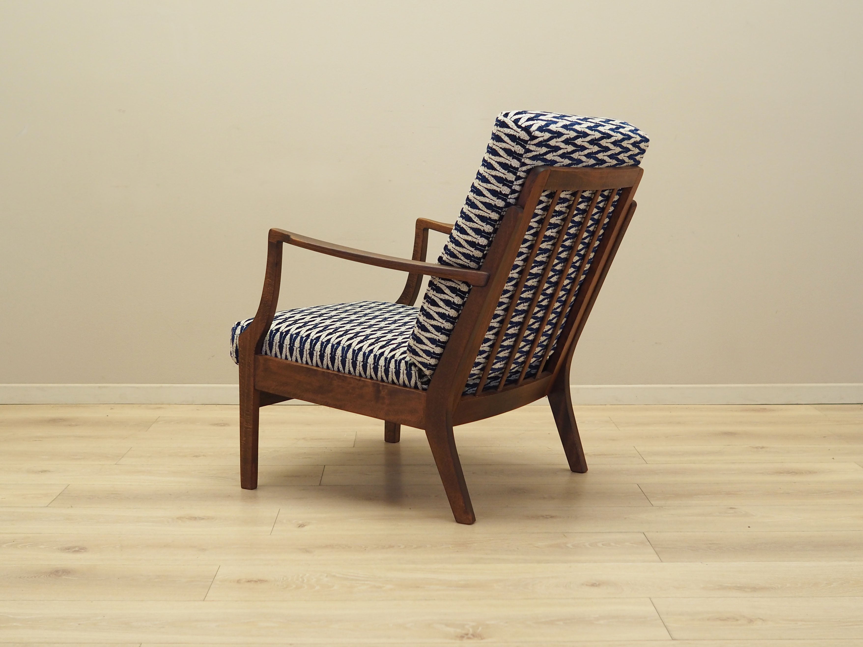 Lounge_Chair,_Beech_Wood,_1970s,_Denmark