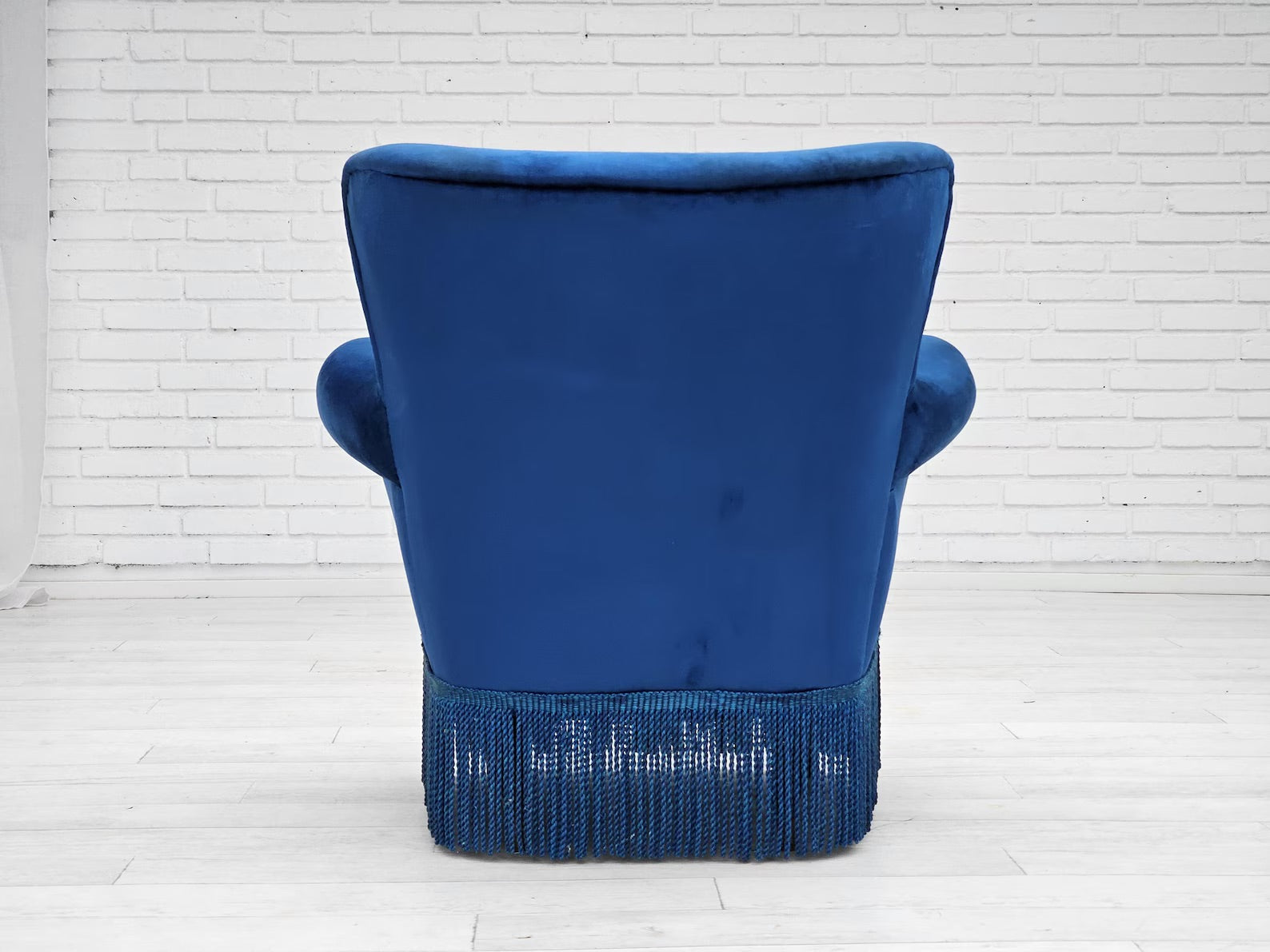 Lounge_Chair,_Blue_Velour_&_Beech_Wood,_1960s_Denmark