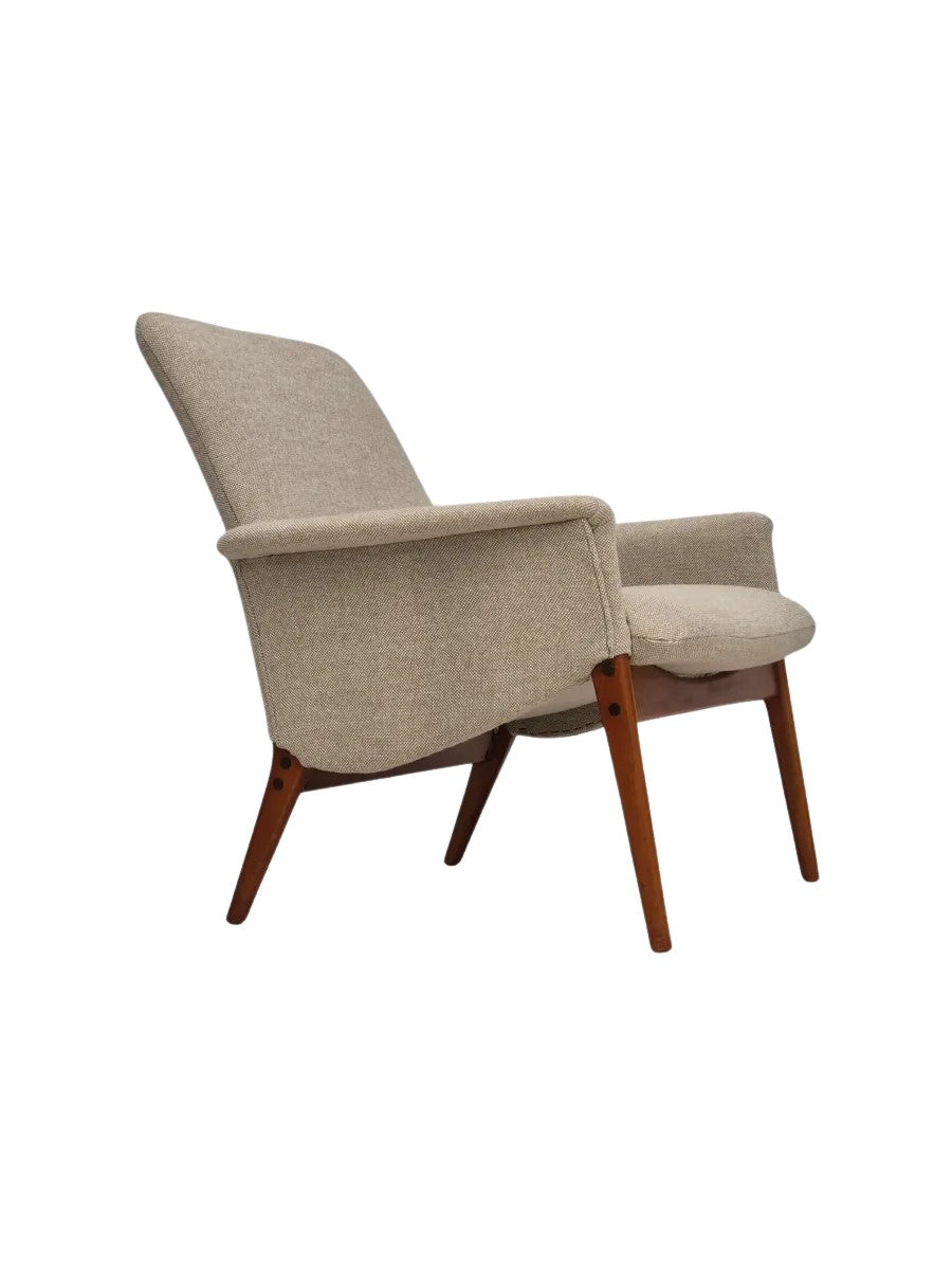 Lounge_Chair_by_Alf_Svensson,_Fritz_Hansen,_1960s_Denmark
