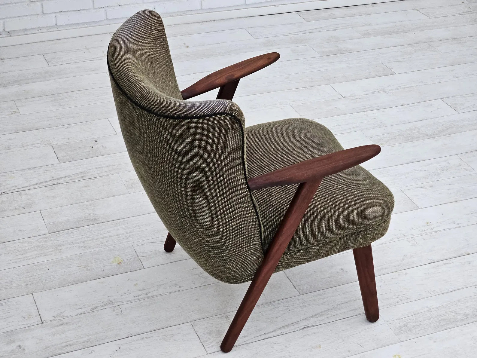Lounge_Chair_by_Erhardsen_&_Andersen,_Teak_&_Wool,_1960s_Denmark