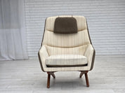 Lounge_Chair_by_Illum_Wikkelsø,_Upholstery_&_Beech_Wood_Frame,_1970s_Denmark