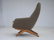 Lounge_Chair_by_Illum_Wikkelsø,_Upholstery_&_Beech_Wood_Frame,_1970s_Denmark